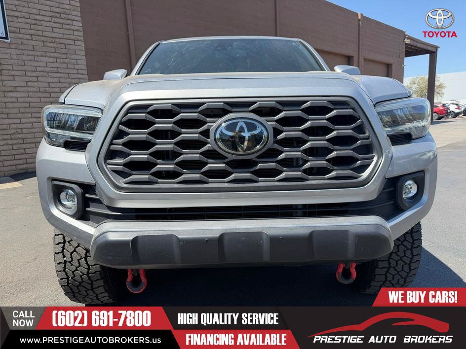Used 2021 Toyota Tacoma TRD Off-Road w/ Technology Package AWD/4WD image 5