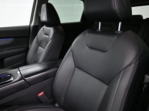 Used 2025 Nissan Murano SL AWD/4WD image 5
