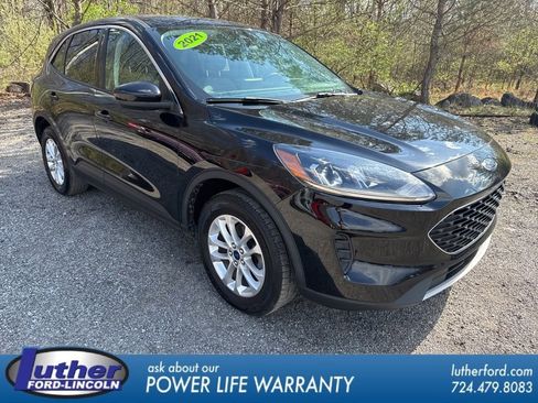 Used 2021 Ford Escape SE w/ Cold Weather Package AWD/4WD image 1