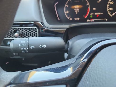 Certified 2025 Honda Civic LX image 28