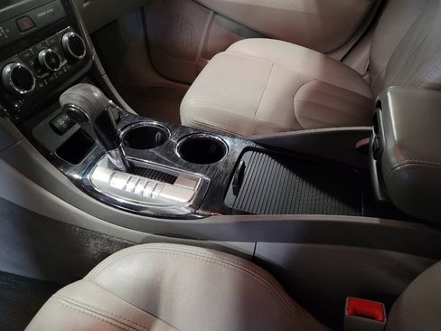 Used 2015 Buick Enclave Convenience FWD image 26