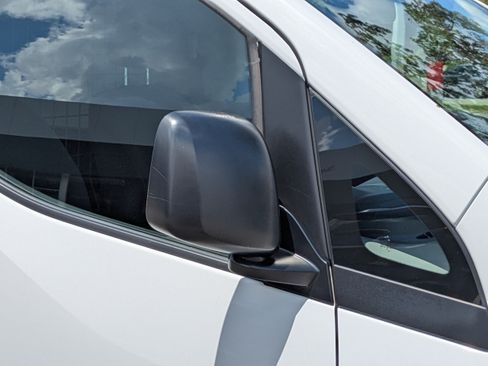 Used 2020 Nissan NV200 S w/ Sliding Glass Door Package FWD image 12