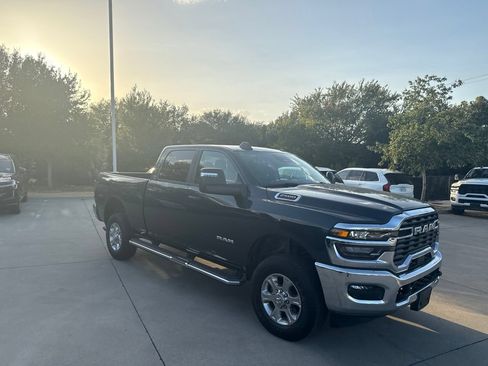 Used 2026 RAM 2500 Big Horn AWD/4WD image 3