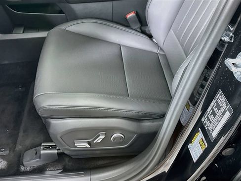 Used 2026 Hyundai Santa Fe SEL AWD/4WD image 24