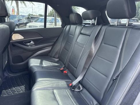 Used 2022 Mercedes-Benz GLE 450 4MATIC image 17