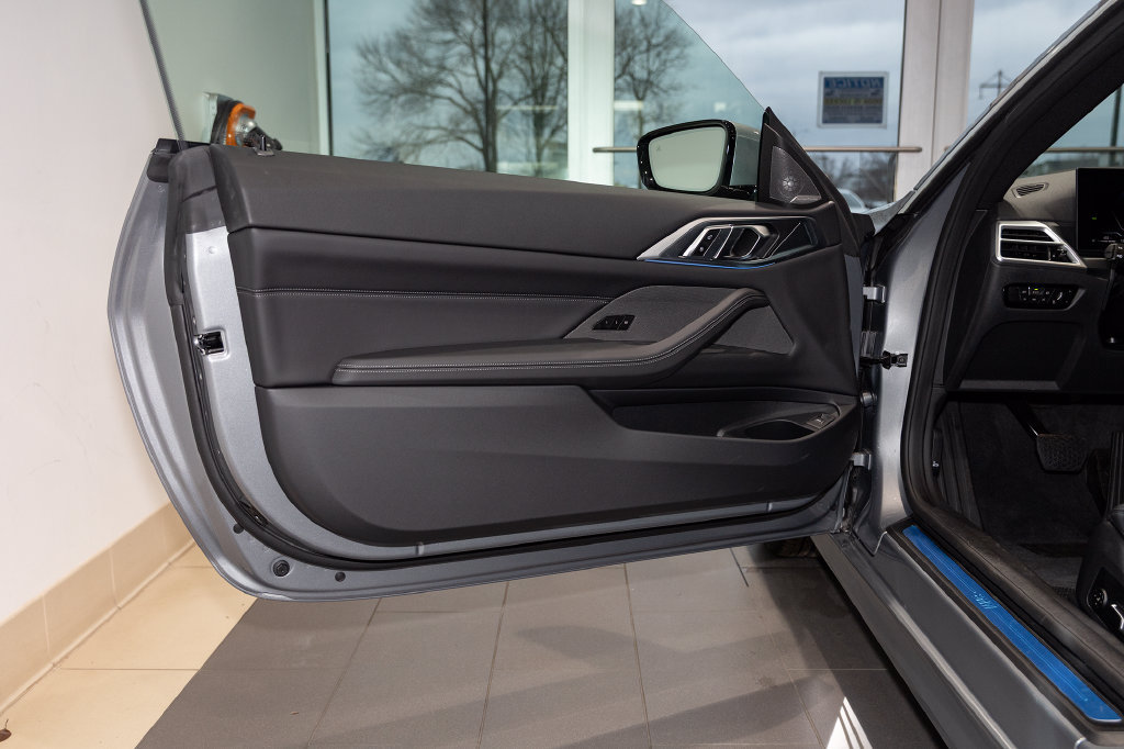 Used 2026 BMW 430i xDrive Coupe w/ Premium Package AWD/4WD image 18