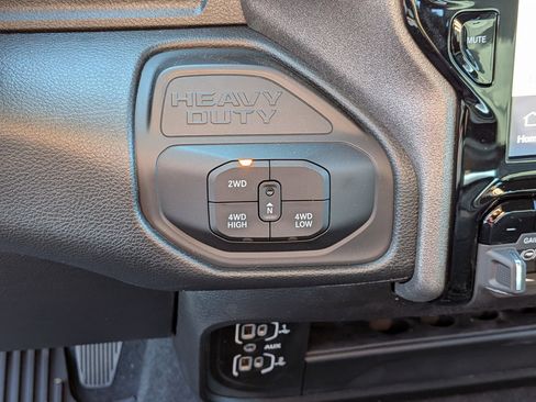 New 2026 RAM 2500 Tradesman AWD/4WD image 21