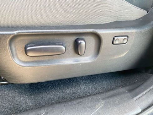Used 2022 Toyota Tacoma SR5 RWD image 12