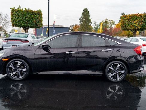Used 2017 Honda Civic Touring image 13