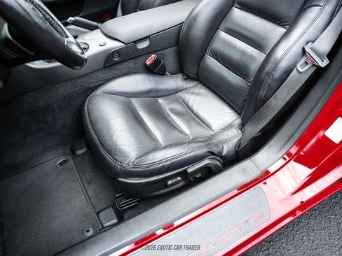 Used 2006 Chevrolet Corvette Coupe w/ Preferred Equipment Group RWD image 44