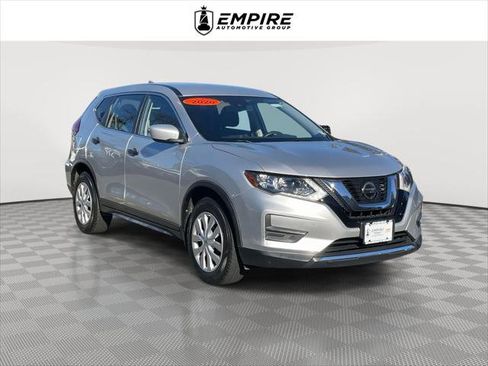 Used 2020 Nissan Rogue S image 1