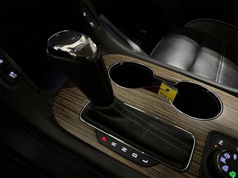 Used 2019 GMC Acadia Denali w/ LPO, Floor Liner Package image 16