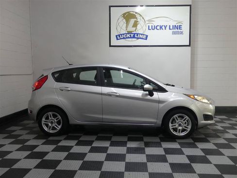 Used 2018 Ford Fiesta SE FWD image 6