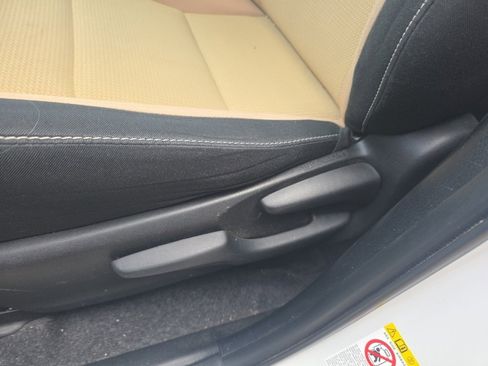 Used 2016 Toyota RAV4 XLE image 16