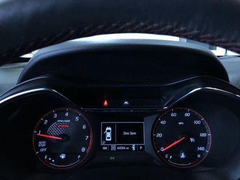 Used 2023 Chevrolet TrailBlazer RS w/ Sun and Liftgate Package image 23