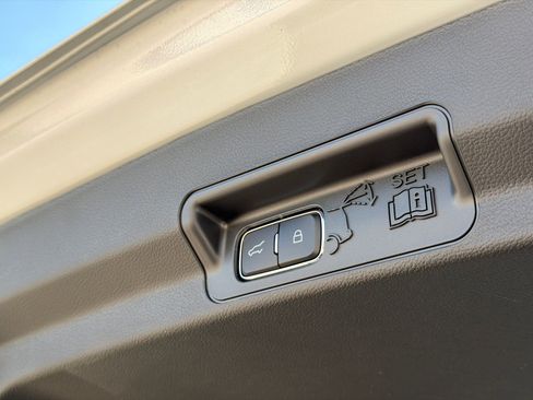 New 2026 Ford Explorer ST AWD/4WD image 9