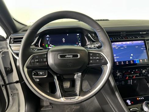 Used 2022 Jeep Grand Cherokee Trailhawk image 14