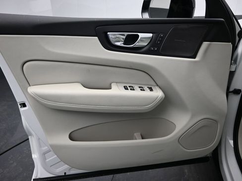 New 2026 Volvo XC60 T8 Ultra w/ Climate Package AWD/4WD image 22