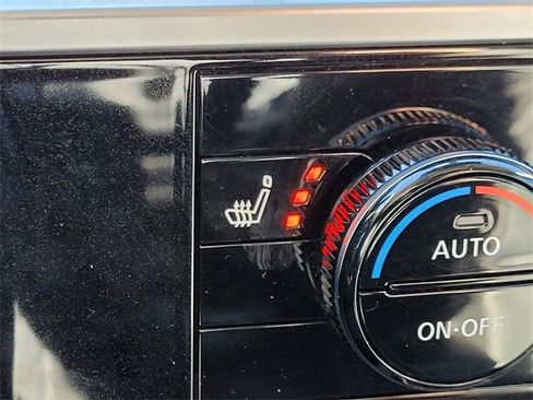 Certified 2024 Nissan Pathfinder SL w/ SL Premium Package image 21