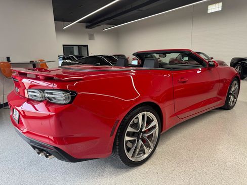 Used 2022 Chevrolet Camaro SS RWD image 7