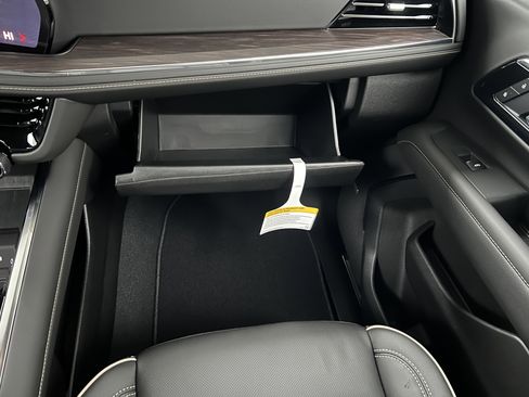 New 2026 Chevrolet Tahoe Premier image 38