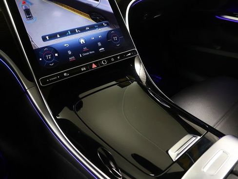 Certified 2023 Mercedes-Benz C 300 4MATIC Sedan image 23