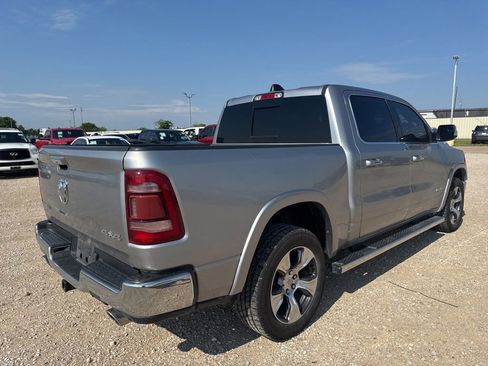 Used 2022 RAM 1500 Laramie AWD/4WD image 7