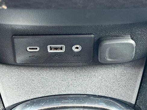 Used 2025 Chevrolet Malibu LT FWD image 24