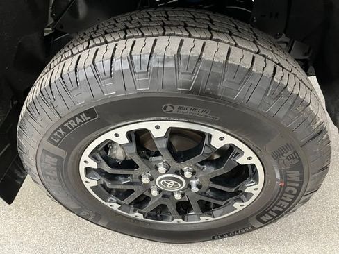 Used 2024 Toyota Tundra SR5 AWD/4WD image 18