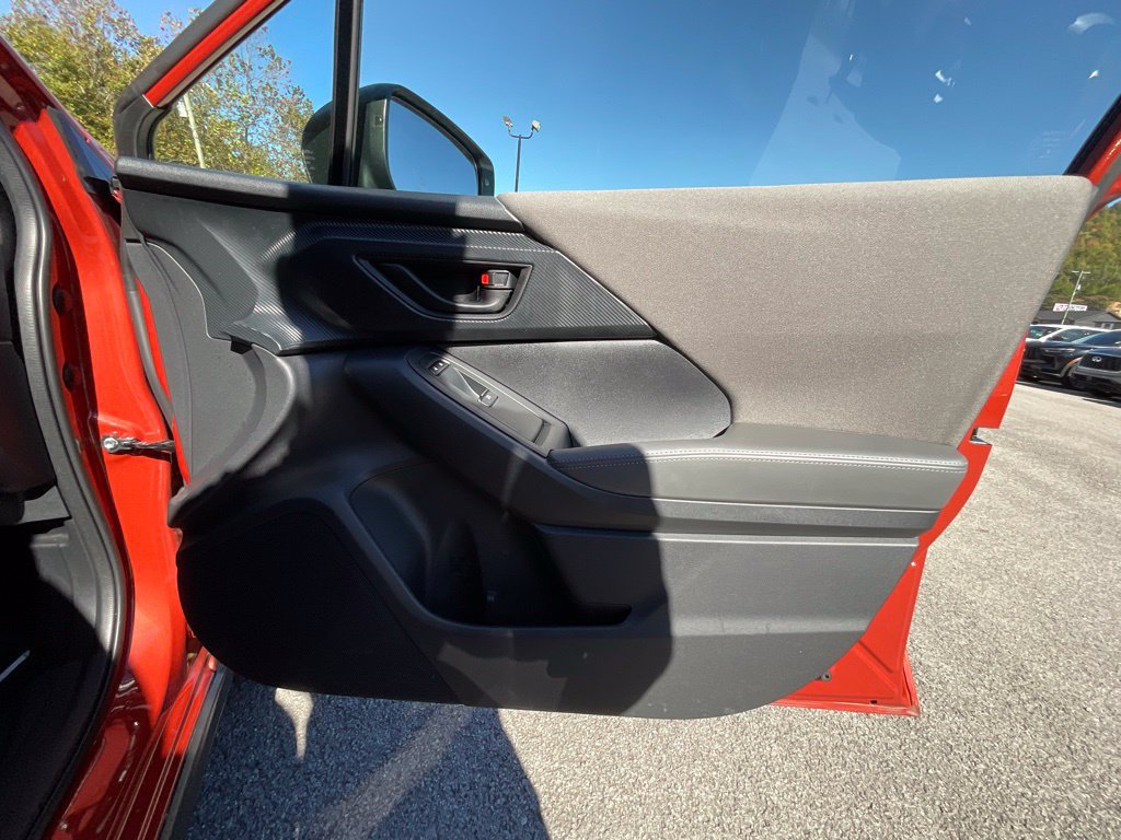 Used 2025 Subaru Crosstrek 2.5i Premium AWD/4WD image 21