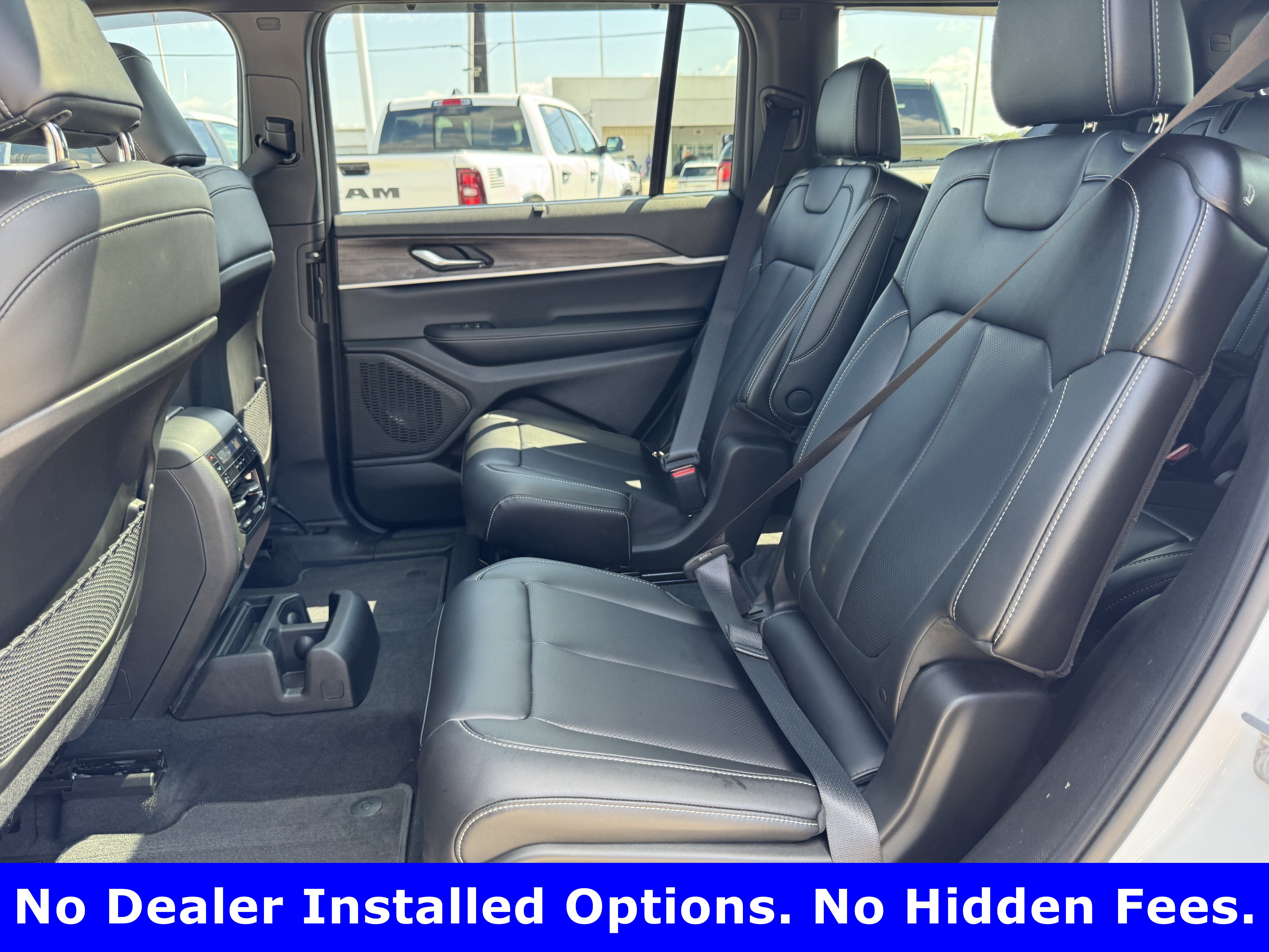 Used 2025 Jeep Grand Cherokee L Limited w/ Luxury Tech Group II AWD/4WD image 27