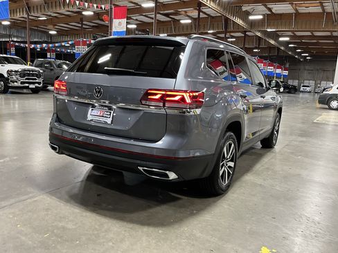 Used 2023 Volkswagen Atlas SE image 5