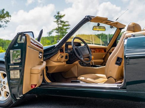 Used 1994 Jaguar XJS V12 Convertible image 43
