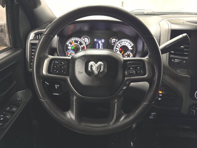 Used 2022 RAM 2500 Tradesman w/ Chrome Appearance Group AWD/4WD image 17