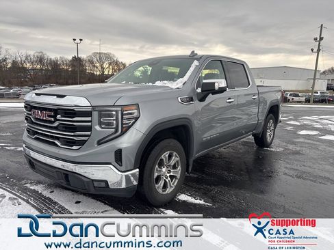 Used 2025 GMC Sierra 1500 SLT image 1