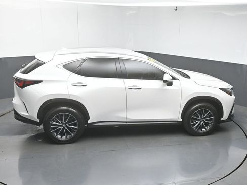 Used 2024 Lexus NX 250 FWD w/ Towing Package (2000 Lbs) image 47