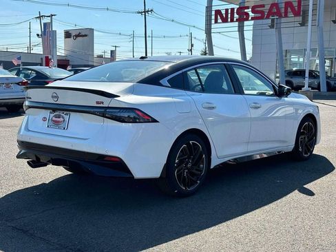 New 2026 Nissan Sentra SR w/ SR Premium Package image 5