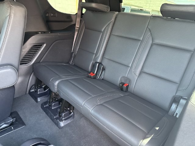 Certified 2025 Chevrolet Tahoe High Country AWD/4WD image 25