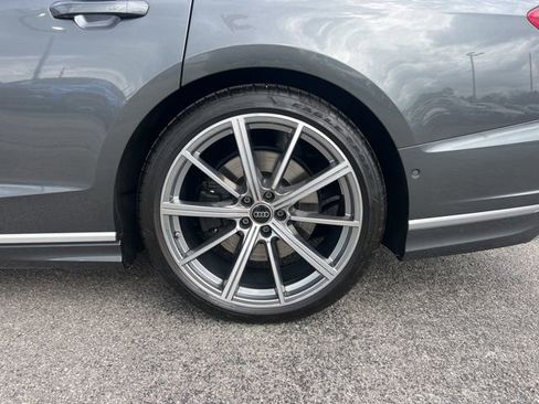 Used 2024 Audi S8 image 15