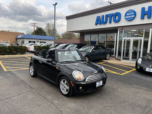 Used 2010 MINI Cooper Convertible FWD image 3