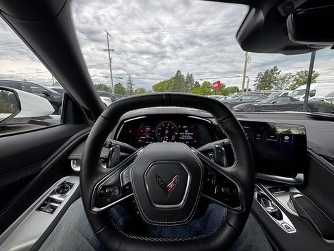 Used 2025 Chevrolet Corvette Stingray Coupe w/ Z51 Performance Package RWD image 14