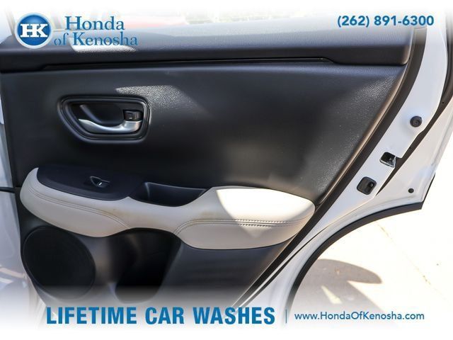 Certified 2025 Honda HR-V LX image 23