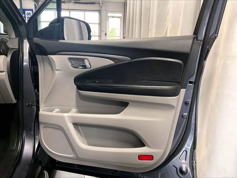 Used 2020 Honda Pilot EX-L image 12