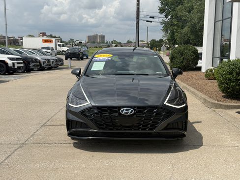 Certified 2023 Hyundai Sonata Limited FWD image 13