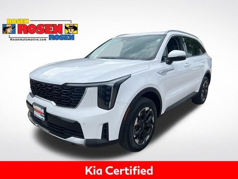 Used 2024 Kia Sorento S AWD/4WD image 1