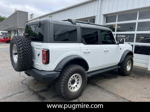 Used 2023 Ford Bronco Badlands w/ Sasquatch Package AWD/4WD image 6