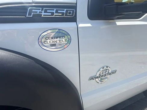 Used 2016 Ford F550 2WD Crew Cab Super Duty image 8