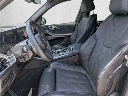 Used 2026 BMW X5 sDrive40i w/ M Sport Package RWD image 11