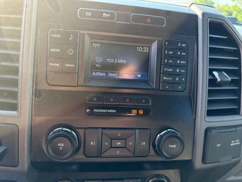 Used 2019 Ford F550 4x4 Regular Cab Super Duty image 17