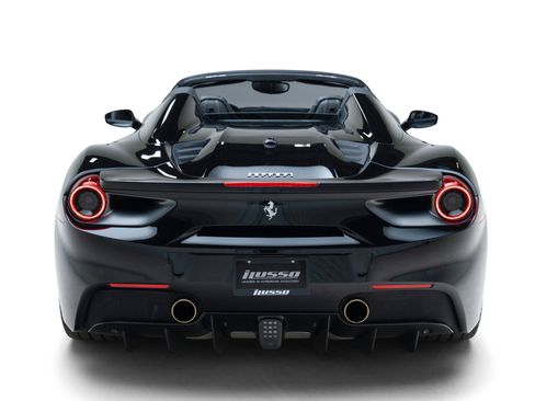 Used 2018 Ferrari 488 Spider RWD image 7